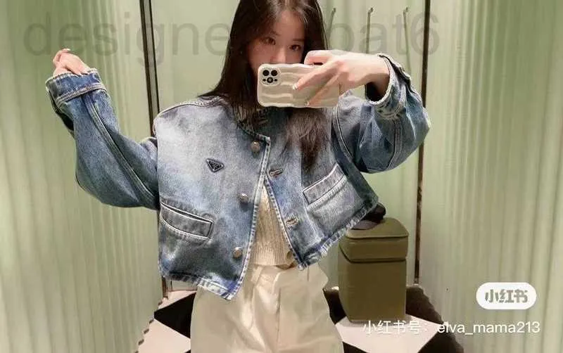 Kvinnorjackor Designer P Family 23 Spring and Summer New Fashion Cool Do Old Wash Short Denim Jacket+Straight Shorts Suit 3ZX8