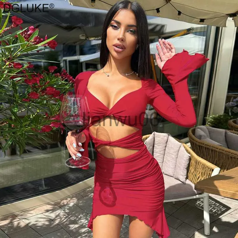 Basic Casual Dresses Twist Cut Out Asymmetrical Mini Dress Flared Long Sleeve Ruched Bodycon Dress Elegant Night Club Birthday Party Dress Red Black J2308009