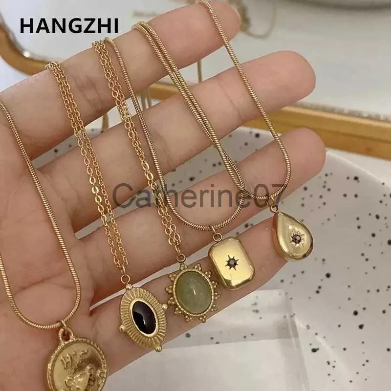 Collane con ciondolo HangZhi 2021 New Korean Vintage Goccia d'acqua Star Round Bear Collana con pendente ovale Geometric Gold Color Titanium Steel Jewelry J230809