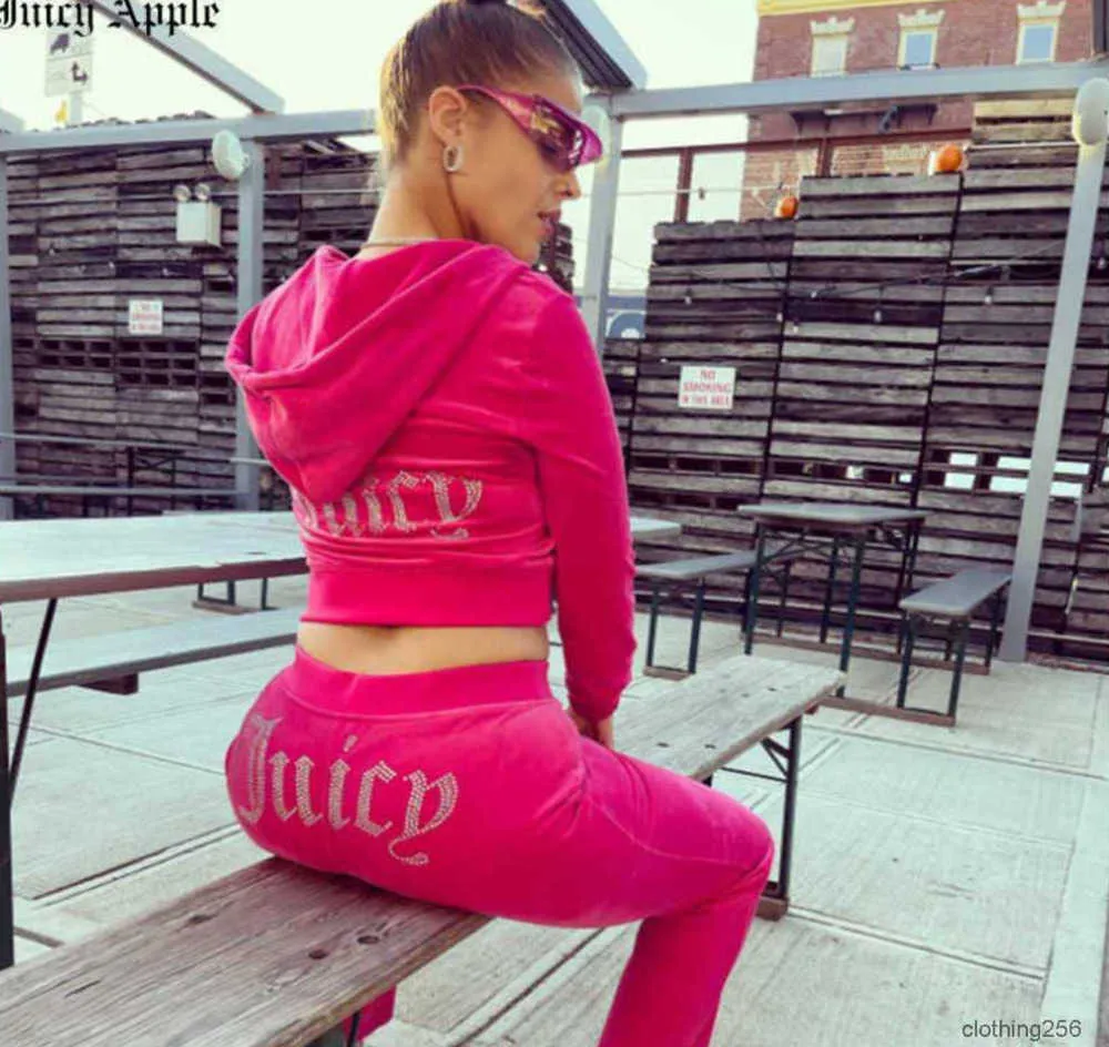 Juicy Apple Women's Tracksuits Velvet Sewing Suits Outfit Two Piece Jogging Set Velor Met Hoodie Pants Suit Womens9