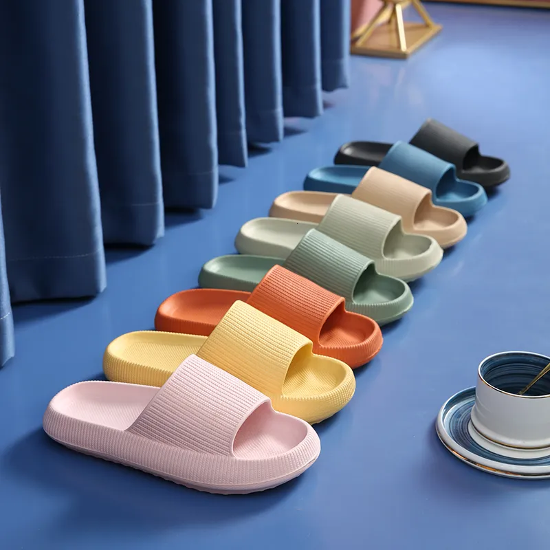 Slippers Thick Platform Cloud Women Indoor Bathroom Slides Soft EVA AntiSlip Home Floor Ladies Summer Shoes 230808