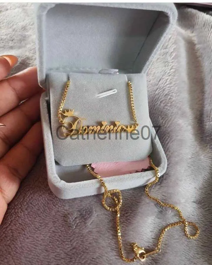 Hänge halsband kvinnors mode hjärtkrona typskylt smycken rostfritt stål personligt anpassat namn halsband collier femme mamma gåvor 2020 bff j230809