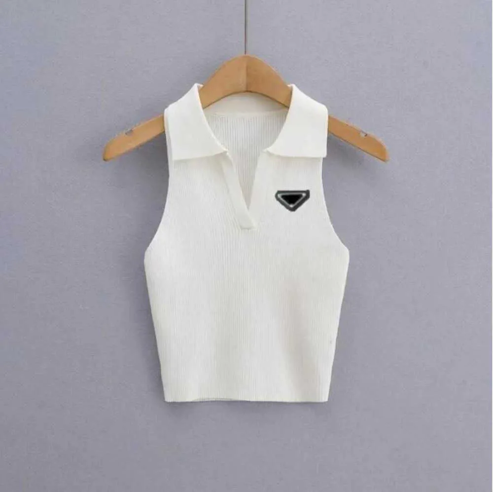 Hot Pr-a Summer White Women T-Shirt Tops Tees Crop Embroidery Sexy Shoulder Black Tank Casual Designer Solid Color Vest