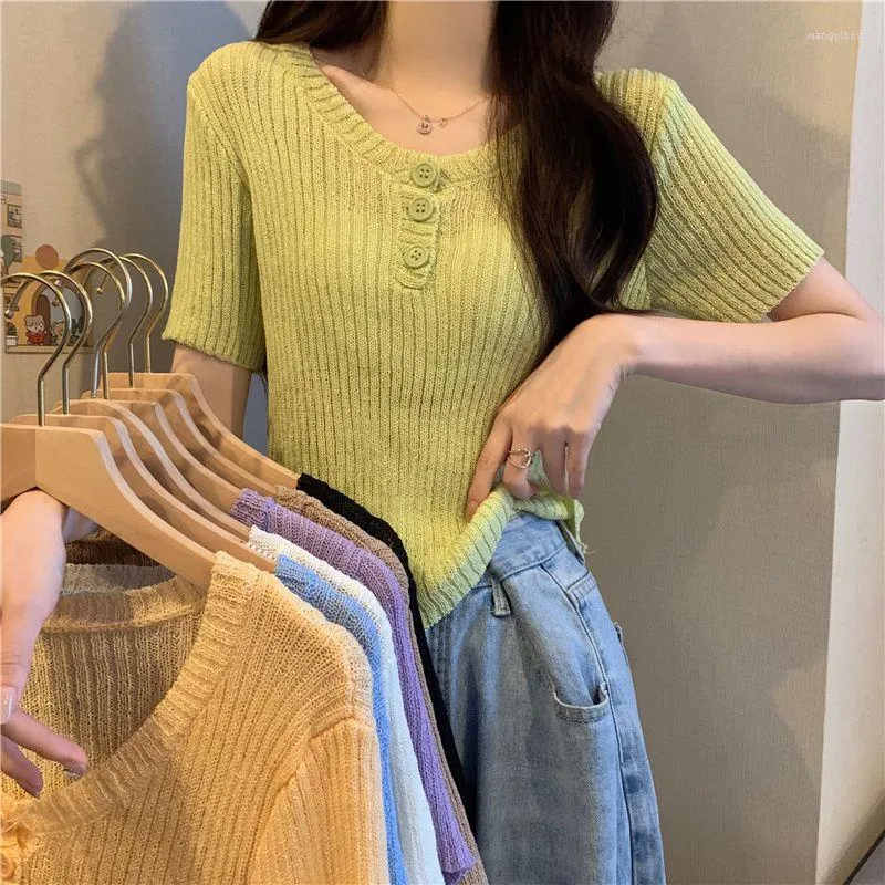 Women's Sweaters Korean Vintage Summer Chic T Shirts Harajuku Tee Basic Female Streetwear Women Button V Neck Solid Green Ins Clothes Casual