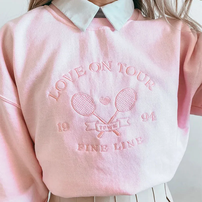Женские свитера Love on Tour Толстовка с круглым вырезом с вышивкой Весенний хлопок оверсайз тонкий пуловер Розовый джемпер для легкой атлетики в американском стиле ретро 230808