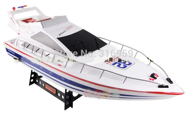Luxury RC Speed Boat High Speed Ocean Yacht For Kids Rc Helicopter