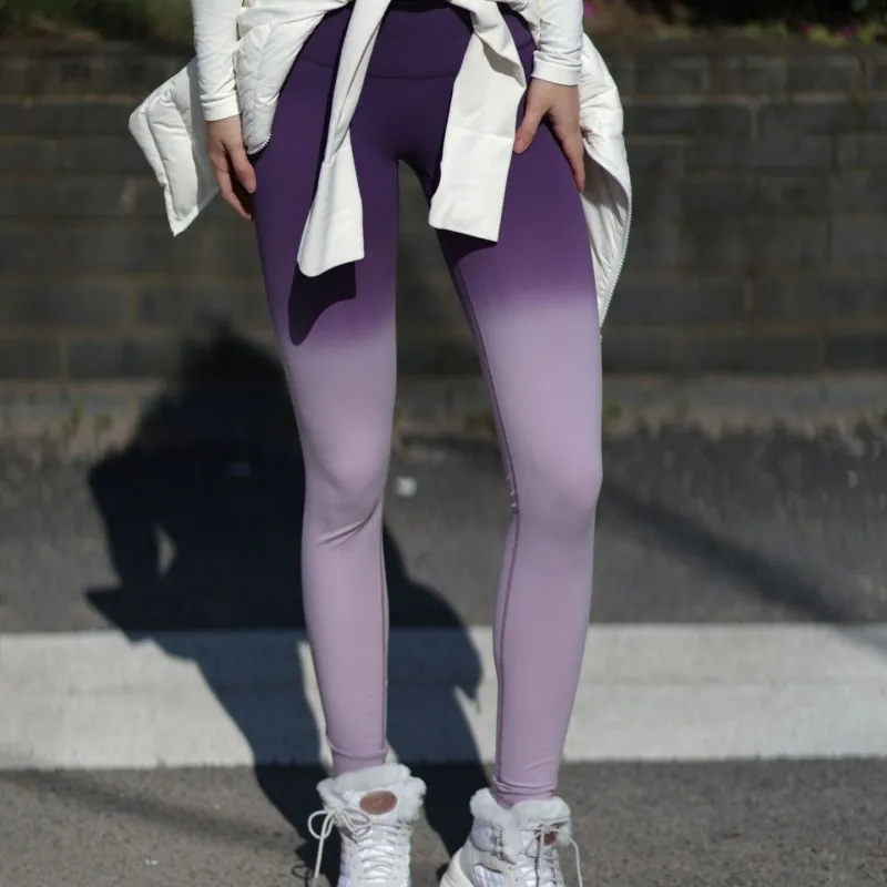 Lu Yoga Outfitレギンス女性デザイナーセクシーなパンツレギンスハイウエストアリグムスポーツジムウェアレギングエラスティックフィットネスレディー全体のフルタイツトレーニング