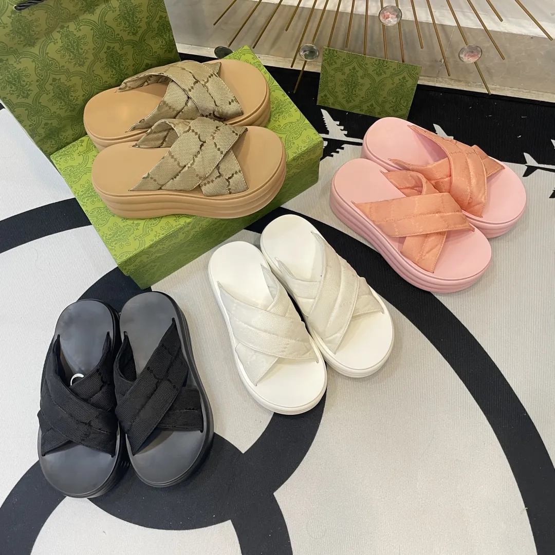 Designer-Sandalen für Damen, Plateau-Slide-Sandale, gepolstertes Nylon, modische Komfort-Gummisohle, Sommer-Strand-Hausschuhe, Indoor-Slides, Damen-Slides mit Box, Größe 35–42