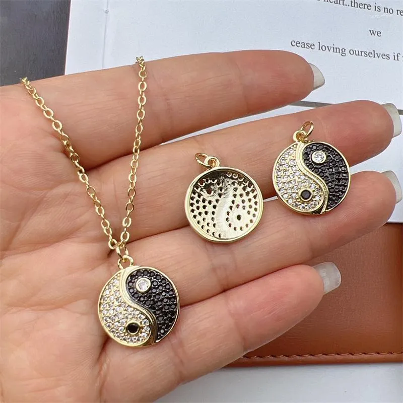 Chaînes 2023 mode colliers huit diagrammes noir et blanc Yin Yang pendentif pour Couple amoureux amis amitié femmes unisexe