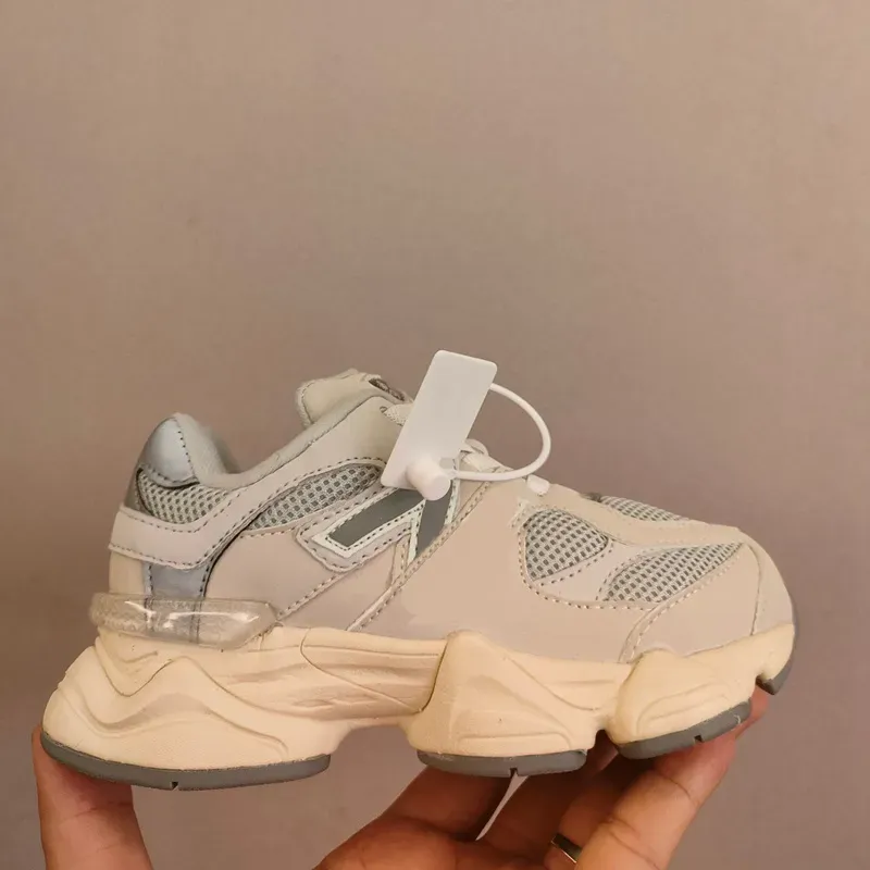 Kids 9060 Running Shoes Top 9060 Joe Freshgoods Infant Sneaker Suede 1906R Designer Penny Cookie Pink Baby Shower Blue Sea Salt Outdoor25-35