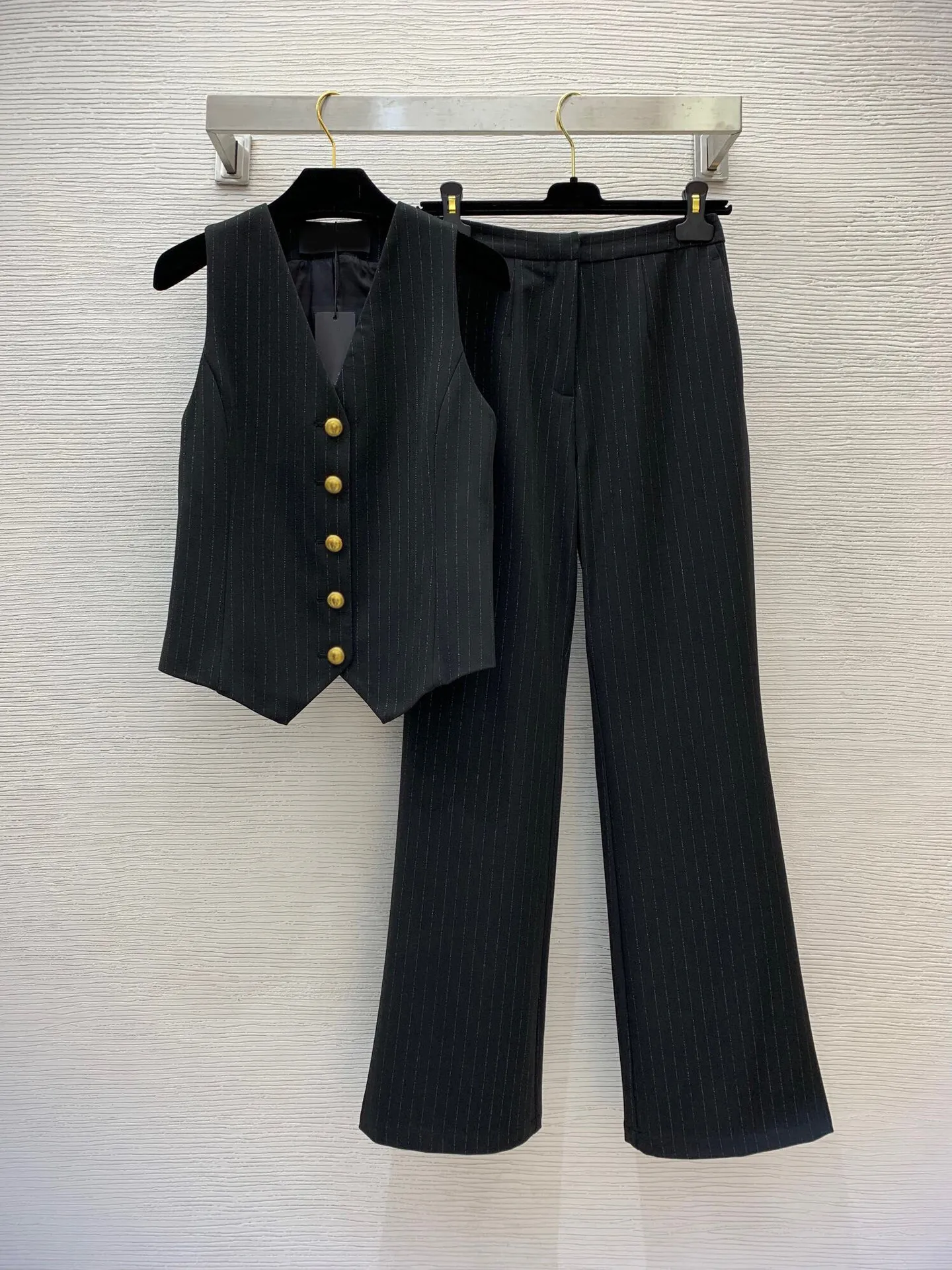 2023 Autumn Black Striped Vest Twee delige broek Sets Mouwloze V-Neck Single-Breasted Top Long Pants Set Set Two Piece Suits B3G082338