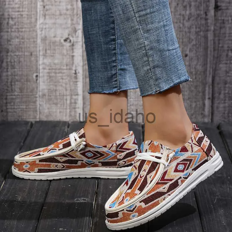 Sapatos sociais Boho Jacquard Sox Shoes Woman Chic Lona Sneakers Ladies 2022 New Stretch Loafers Ultralight Flat Lazy Boat Zapatos J230808