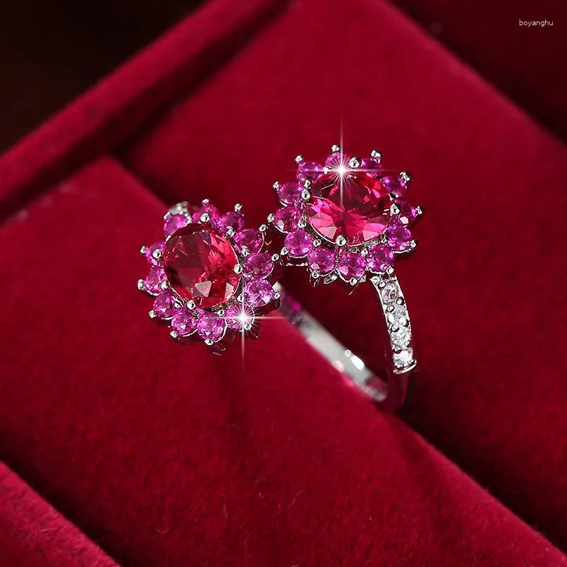 Anneaux de mariage luxe femme Rose rouge cristal mince anneau breloque couleur argent ouvert pour les femmes Vintage fleur Zircon fiançailles