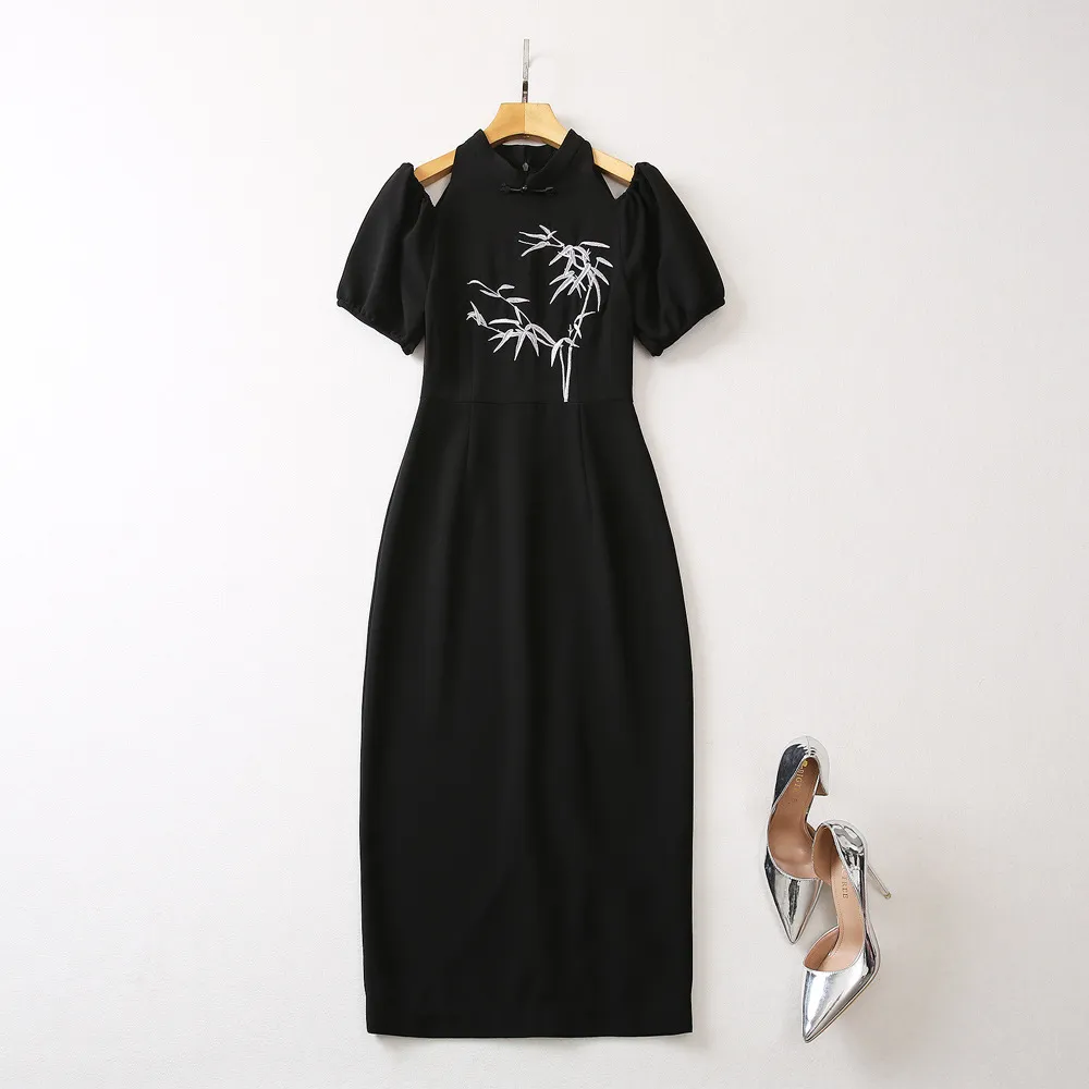 2023 Summer Black Contrast Color EmbroideryDress Short Sleeve Round Neck Buttons Midi Casual Dresses A3Q102218