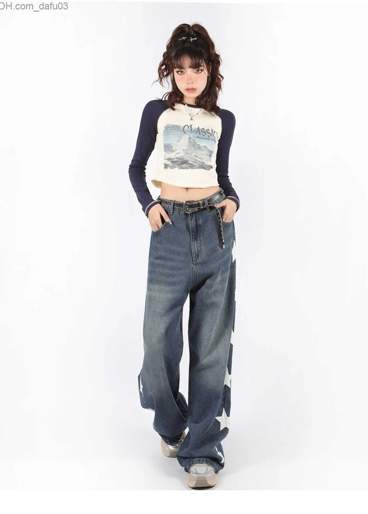 2024 Jeans Trends: New Denim and How to Wear It | Fashion clothes women,  Fashion, Jean trends