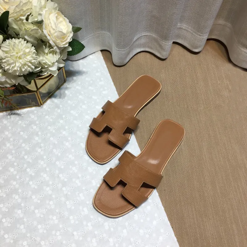 Designer Flat Slides: Luxury Black White Patent Slip On Sandals For ...