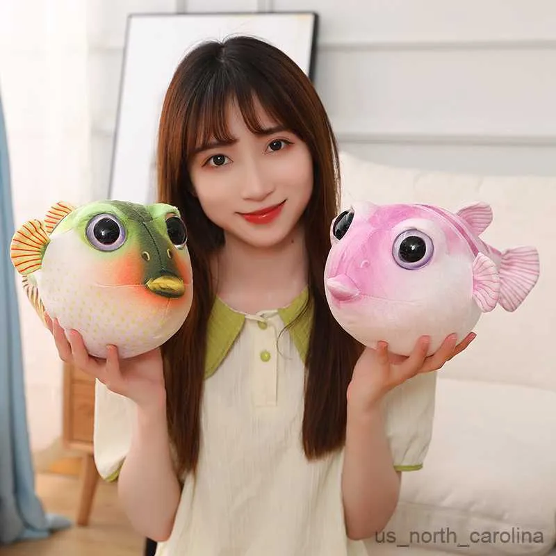 Fyllda plyschdjur Simulering Fisk plysch Toy Globefish Plushies Livselike Marine Blowfish fyllda Animal Balloonfish Dolls R230810