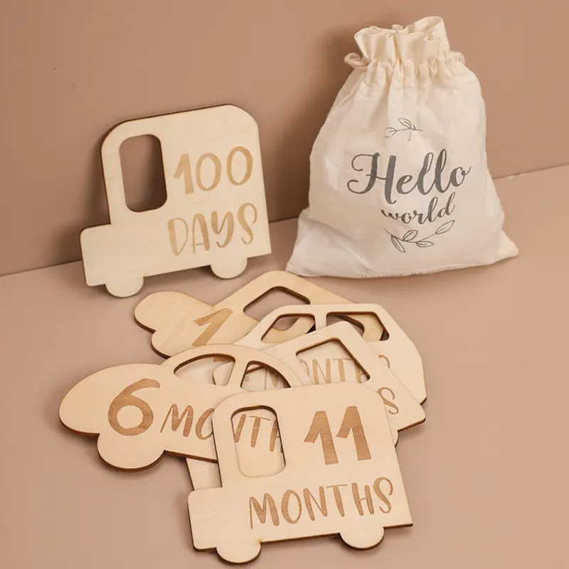 KeepSakes 15pcs Set Baby Milestone Cartes Car Forme en bois Bravail Croissance Record Card Fabriqué Handmade Born Gift P OGRAPHY PROPS 230810