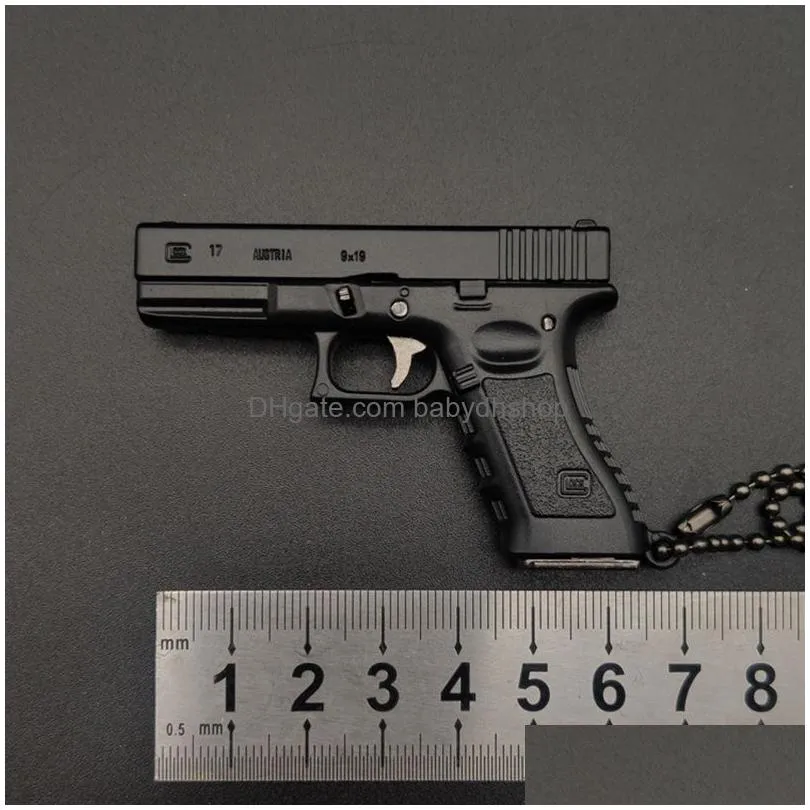 detachable g17 alloy gun pistol model miniature half alloy metal mini pistol keychain pendant gun removable 1985