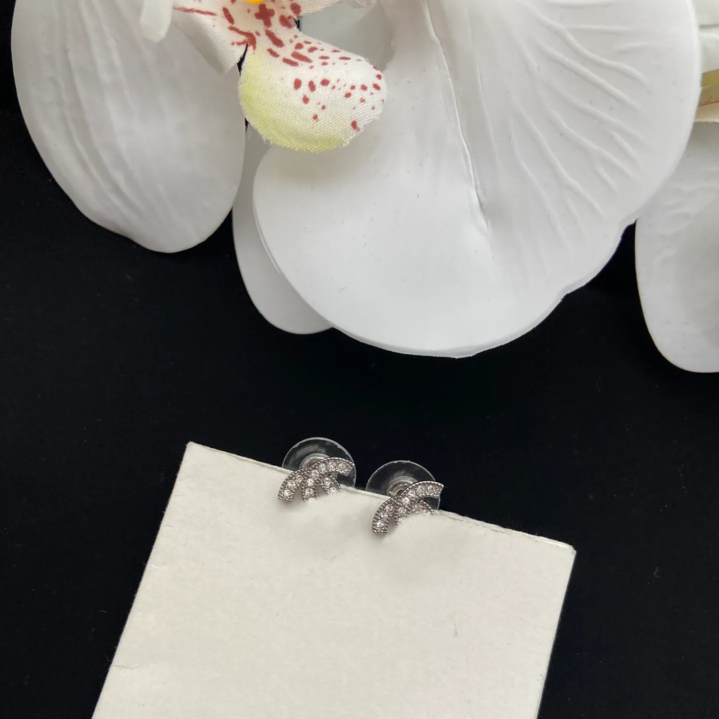 Fashion S Sterling Sier Lovely Bowknot Designer Earrings Womens Shining Crystal Sweet Love Knot Earings Ear Rings Brand Jewelry