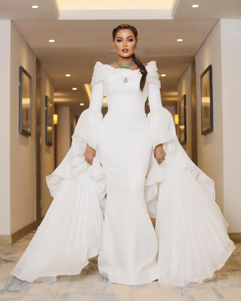 2023 August Aso Ebi White Mermaid Prom Dress Satin Crystals Evening Formal Party Second Reception Birthday Engagement Gowns Dresses Robe De Soiree ZJ789