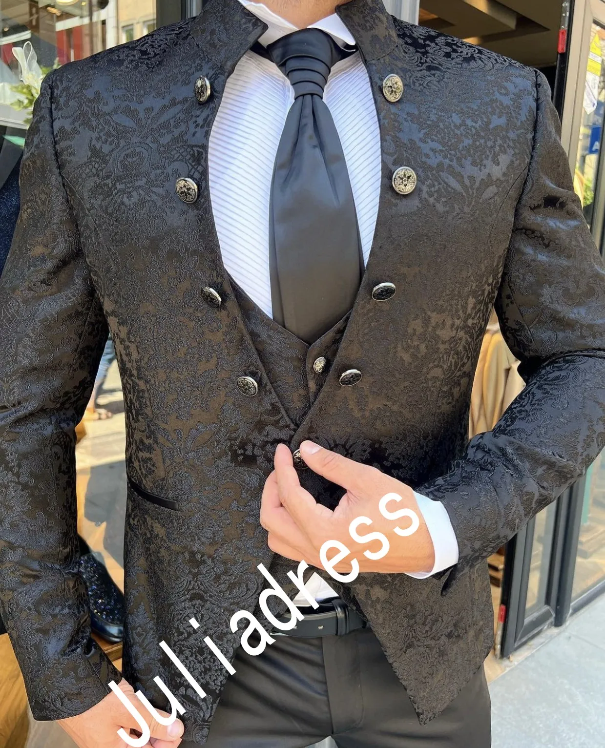 Paisley Wedding Tuxedos Groom Suits mode Tre stycken Set Suits Custom Make (Jacket+Black Pants+Vest+Bow) Classic Fit Bridegroom Tailcoat