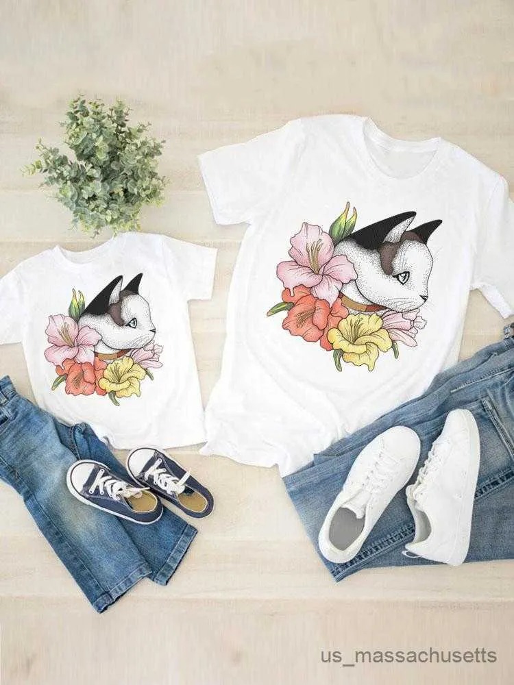 Family Matching Outfits Cat Plant Trend Lovely Clothing Women Kid Son Child Summer Family Matching Outfits Mom Mama Mother Tshirt Tee T-shirt Clothes R230810