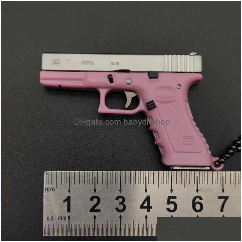 detachable g17 alloy gun pistol model miniature half alloy metal mini pistol keychain pendant gun removable 1985