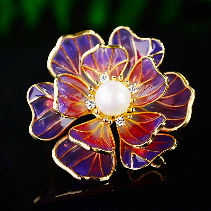 Pins Brooches French Romantic Fashion Enamel Flower Brooch Natural Freshwater Pearl Double Color High Grade Elegant Clothing Pin and 230809