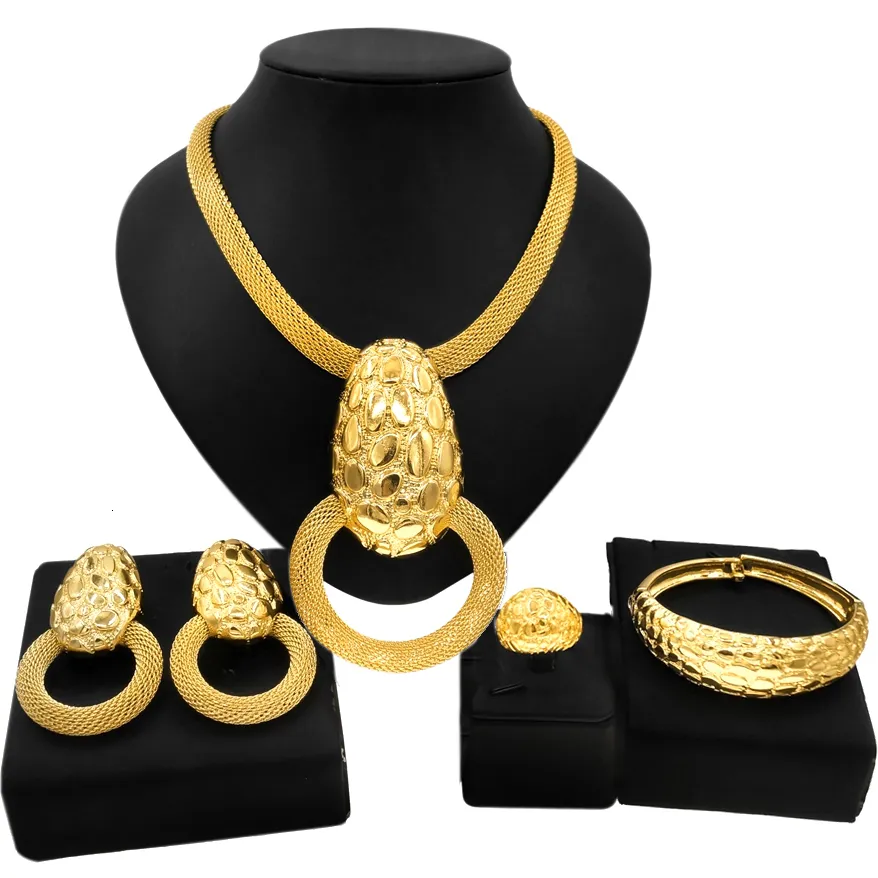 Parure de bijoux de mariage Pendentif simple Dubai Plaqué or Collier Pour Quotidien Fête Jumelage Été 230809