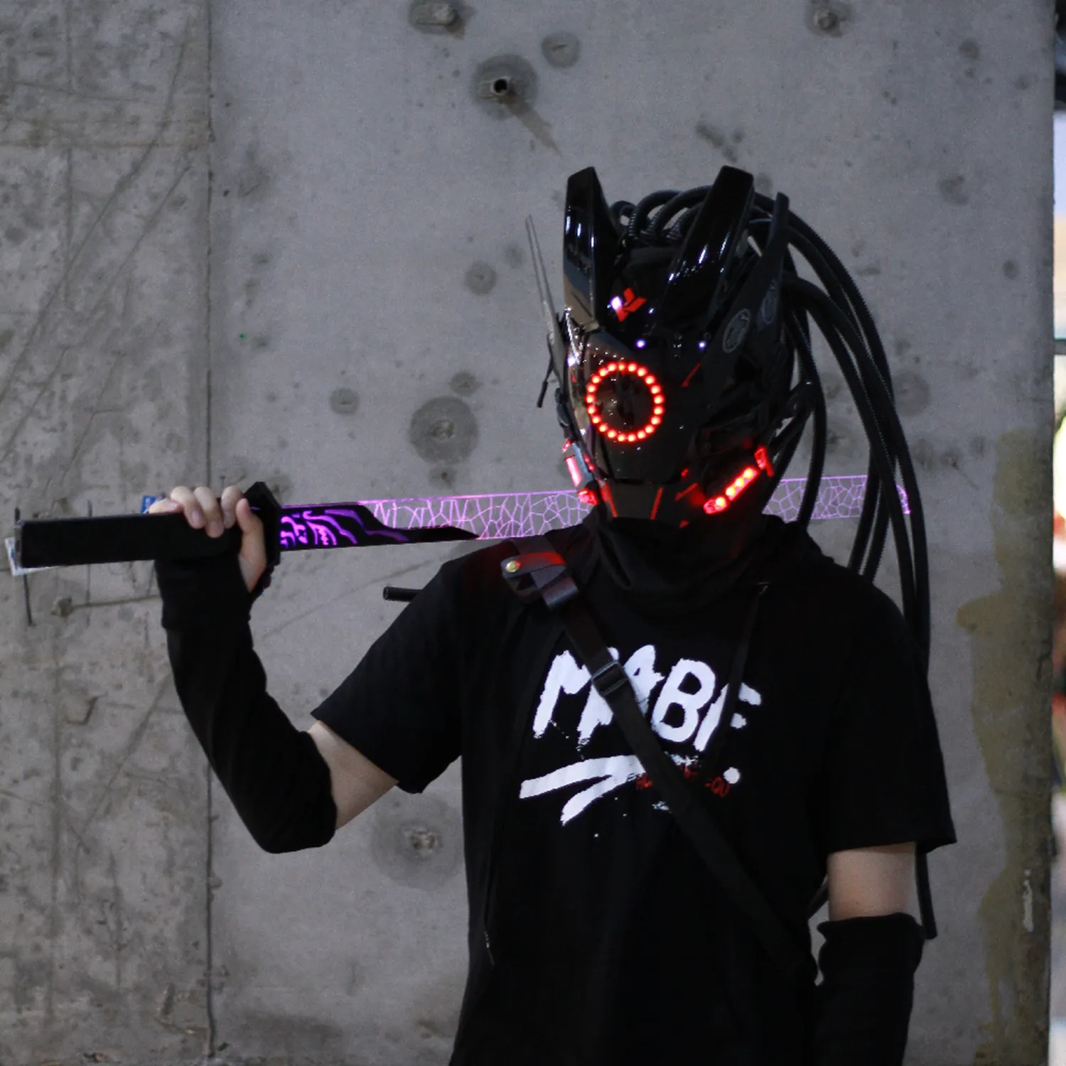 サイバー マスク コスプレ サイバーパンクマスクレッドLEDライトアップ未来のコスプレ