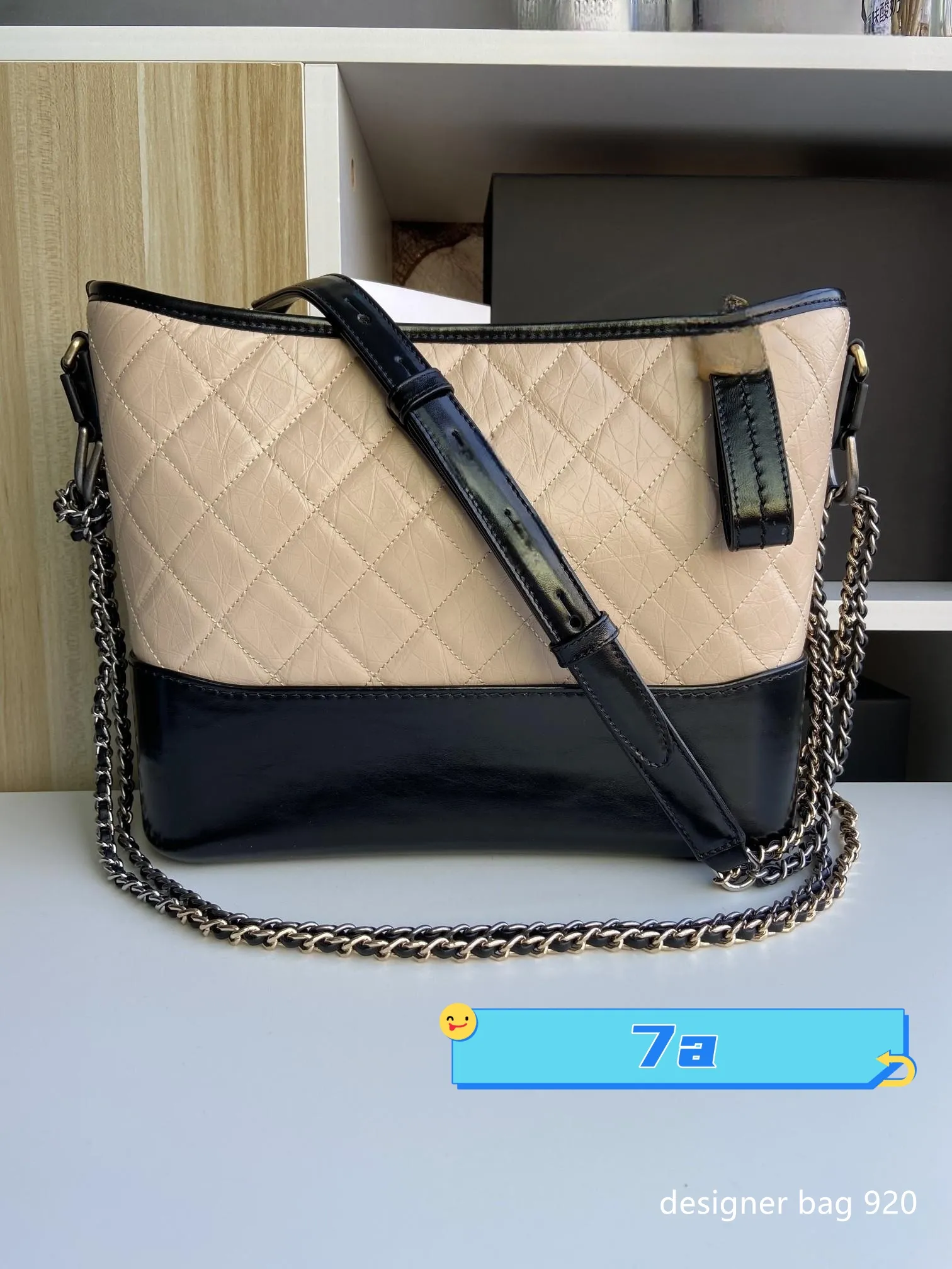 Designer bags luxury crossbody woman bag cc bag genuine leather classic Elgant shape black blue white bag small size with chain zipper gold hardward for shopping