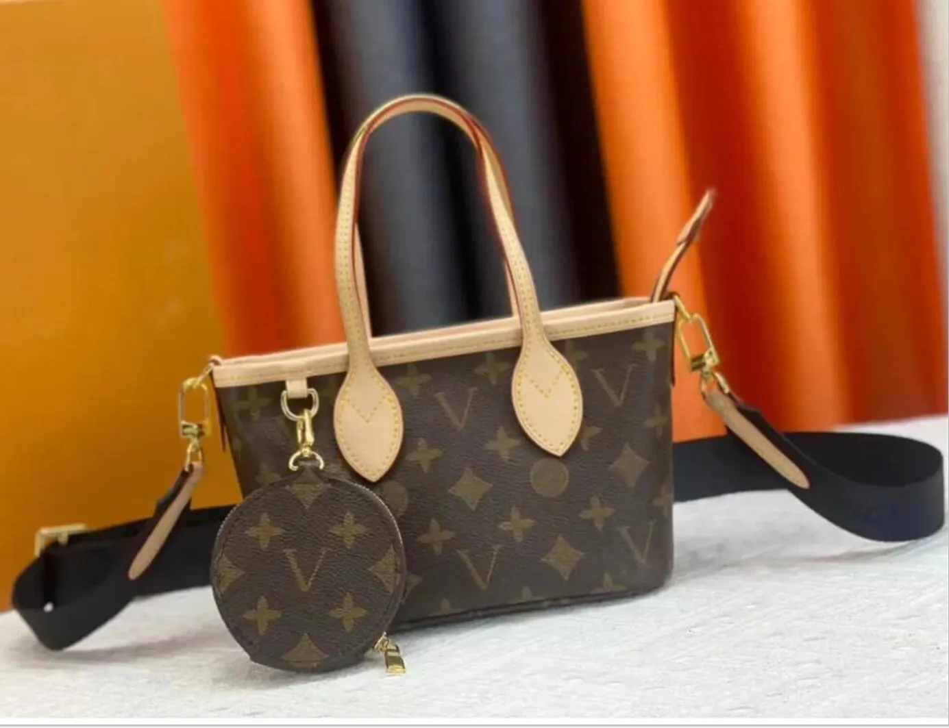 Tas lv neverfull hotsell