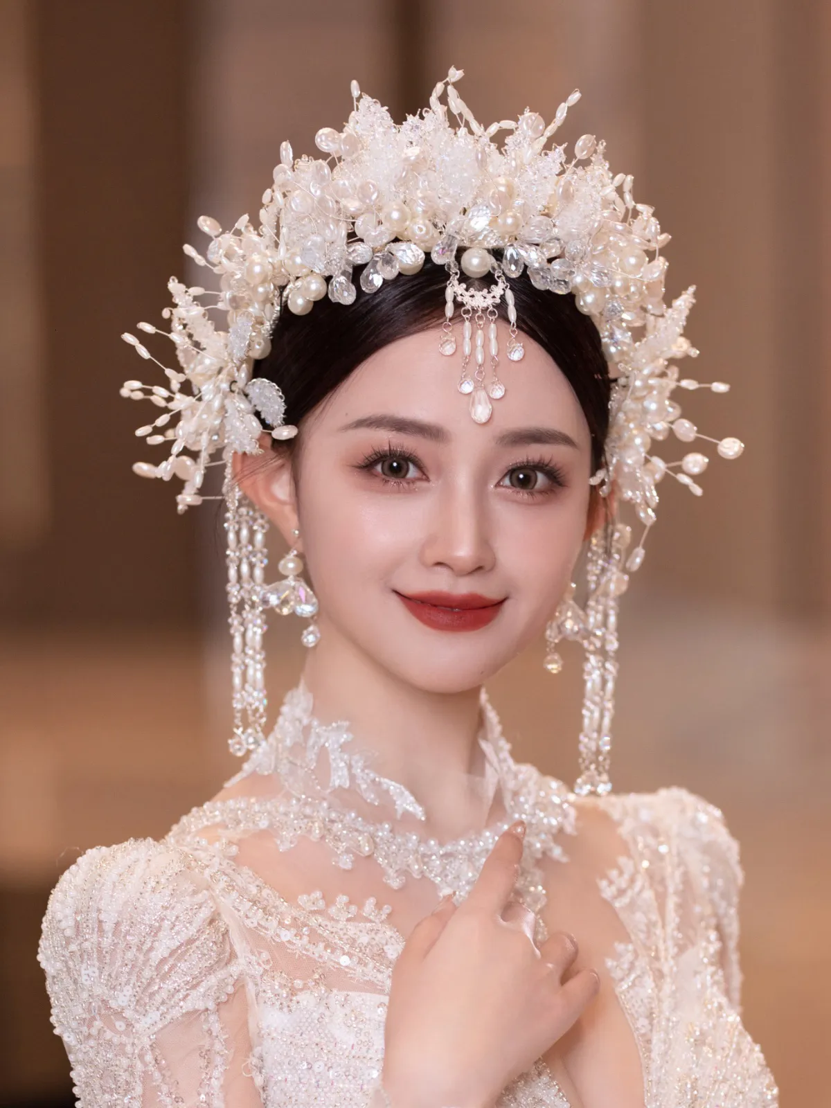 Bijoux de cheveux de mariage fleurs faites à la main européennes couronne de mariées avec goutte d'eau diadèmes de bal accessoires de coiffure 230809