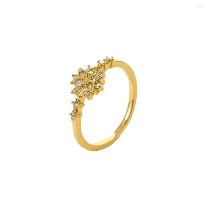 Bröllopsringar minimalistiska snöflinga för kvinnor Small Crystal Flower Ring Stacking Zircon Elegant Bands Women's Female Jewelry