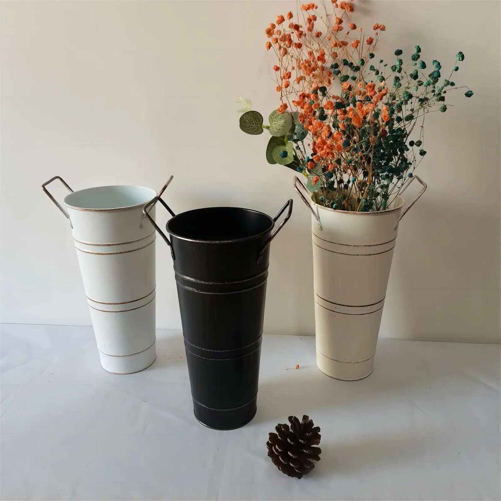 Vases Galvanized Metal Farmhouse Bucket Flower Rustic Style Holder for Home  Decor Wedding Table Decoration 230810 from Dhgate Vases - price 92.99, image size:1600x1600