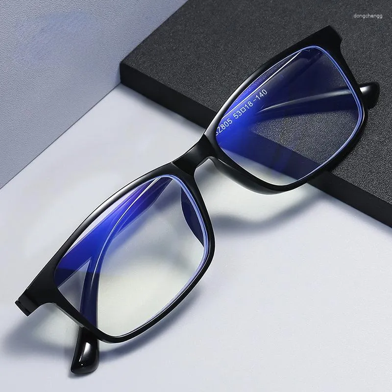 Solglasögon Anti-Blue Light Reading Glasses TR90 HD Presbyopia Eyeglasses Classic Square Frame Women Män Far Sight Optical Eyewear 1.0- 4.0