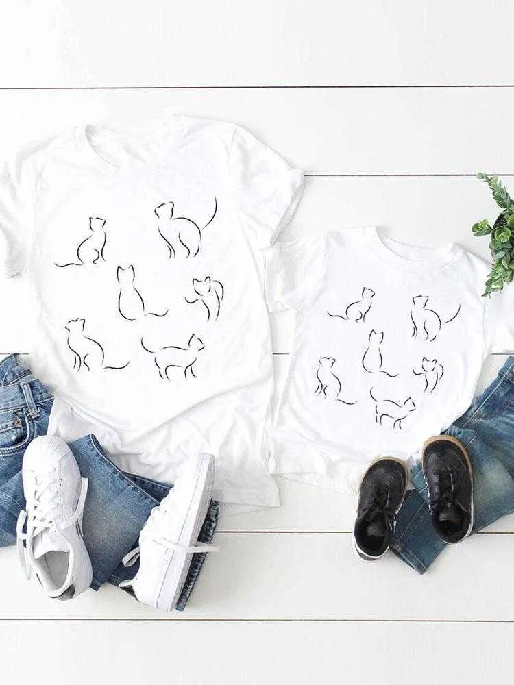 Aile Eşleşen Kıyafetler Grafik T-Shirt Tee Kedi Hayvan Trendi 90'lar Kadın Çocuk Çocuk Giysileri Erkek Kız Yaz Anne Mama Giysileri Eşleştiren Kıyafetler