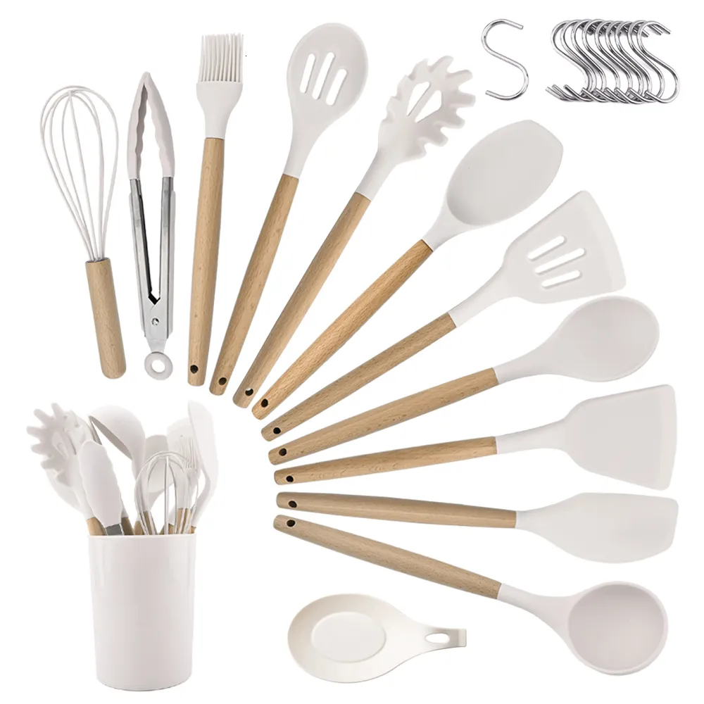 Cooking redskap Vit matkvalitet Silikon Kök Cookware Turner Spatula Spoon Trähandtaget PRAKTISK TOLUT Köksredskap 230809