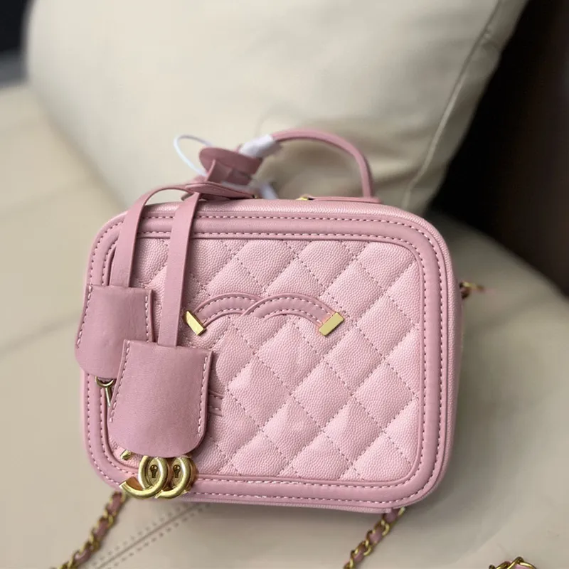 Bolsa de maquiagem de designer Mini bolsa de cosmética Mulheres rosa Mulheres CC Cadeia bolsas de ombro que viajam de banheiros de alta qualidade Capacidade de lavagem Carteiras do Mensageiro 8029