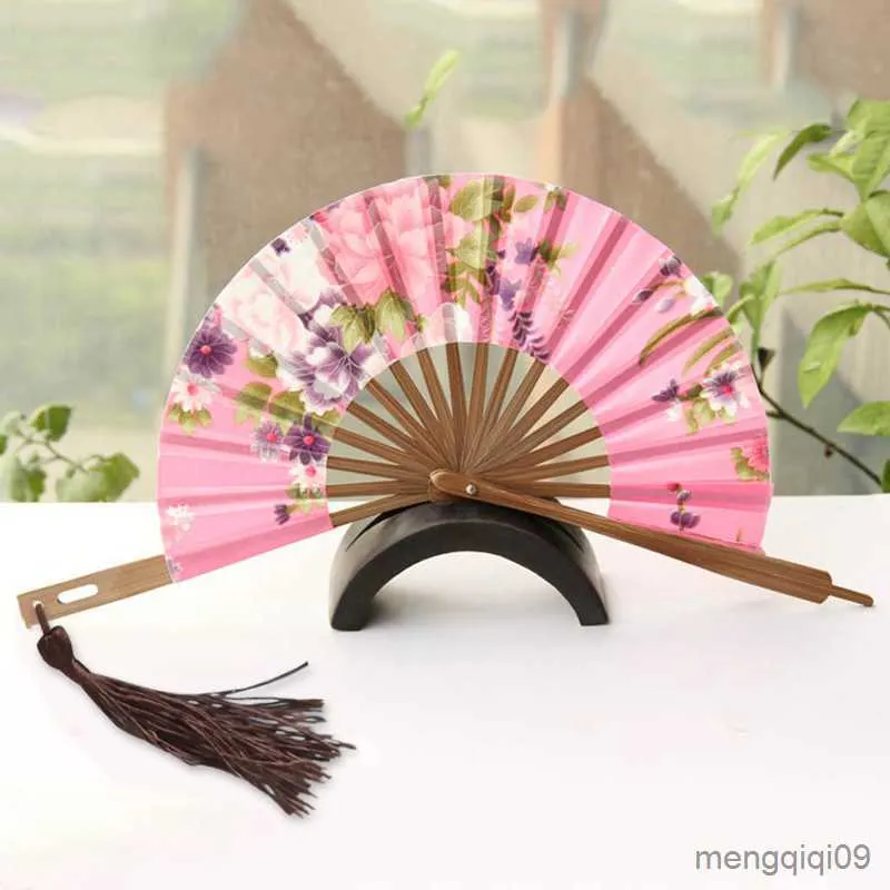 Chinese Style Products Japanese Style Round Folding Fan Vintage Tassel Flower Silk Dance Hand Fan Art Craft Gift Wedding Home Decoration Ornaments R230810