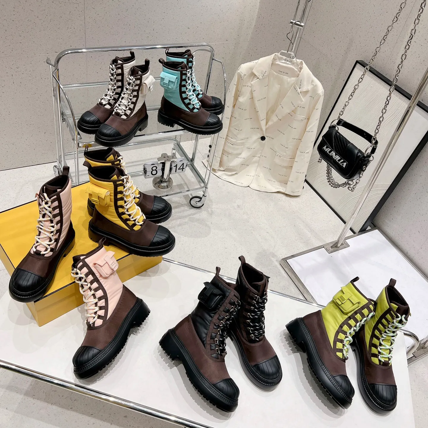 Designer F Highest Quality 2023 New Versatile Nylon Motorcycle Short Boots Thick Sole British Fashion Side Pocket Martin Boots