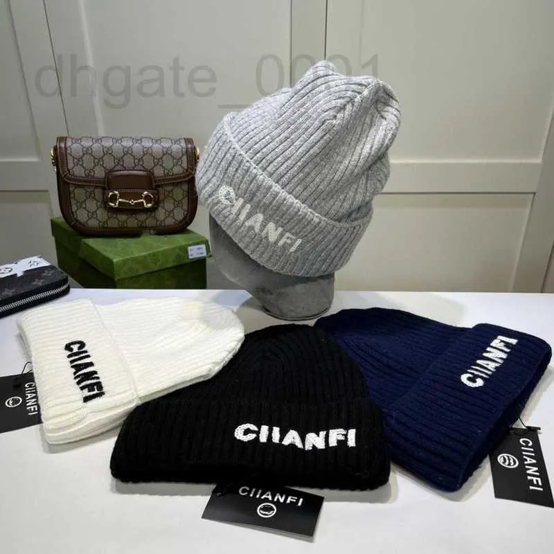 Beanie/Skull Caps Designer Correct Letter Small Fragrant Wind Autumn and Winter Net Red Fashion Woolen Hat Knitted Feel Soft Comfortable N0CI