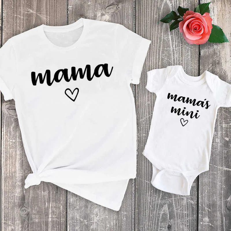 ファミリーマッチング衣装サマーママとママのミニファミリーマッチ衣装Tシャツ母と娘の服お母さんのTシャツトップ