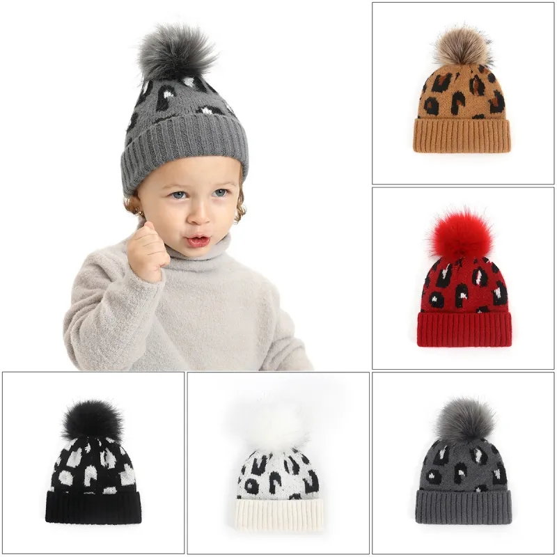 Parti şapkaları sevimli ponpom bebek şapkası leopar baskı çocuklar kız çocuk beanie kapağı sonbahar kış örme sıcak çocuklar Toddler aksesuarları q445