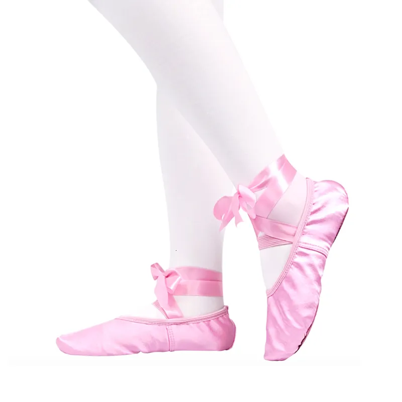 Платье обуви продажи Satin Ballet Pointe Shoes для женщин взрослых Профессиональные девочки женские танцевальные туфли балерины с лентами 230811