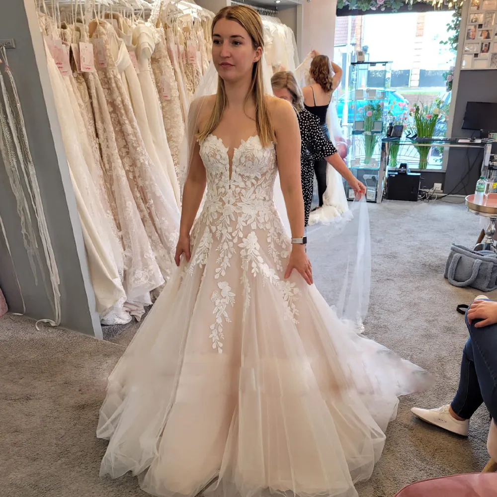 Pastrol Line Wedding Dress Sweetheart кружевные аппликации свадебного платья поезда плюс размер Vestidos de novia Custom Made