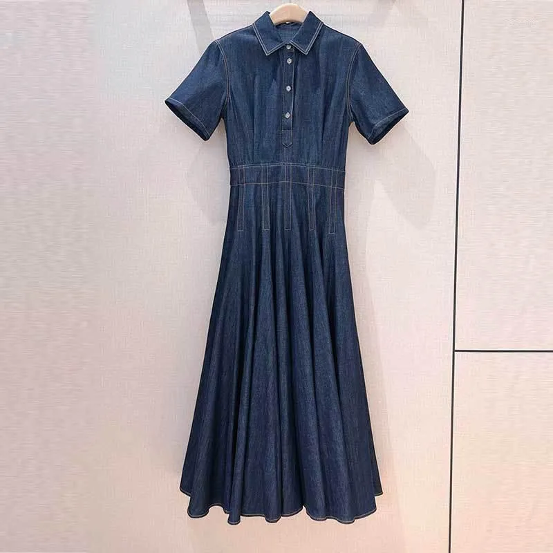 Casual Dresses Vintage Cotton Denim Maxi Dress Fashion Runway Single Buttons Midja upp A-Line Elegant Short Sleeve Clothes for Women