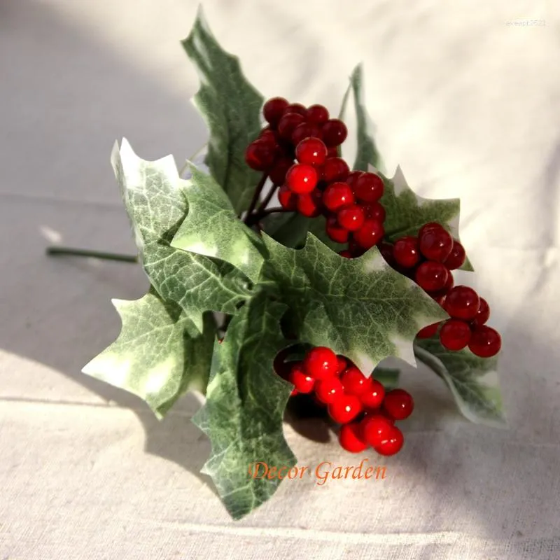 Dekorativa blommor 5st Xmas Red Berry Fruit Artificial Flower Silk Plans Frukter Bukett för julhemdekoration