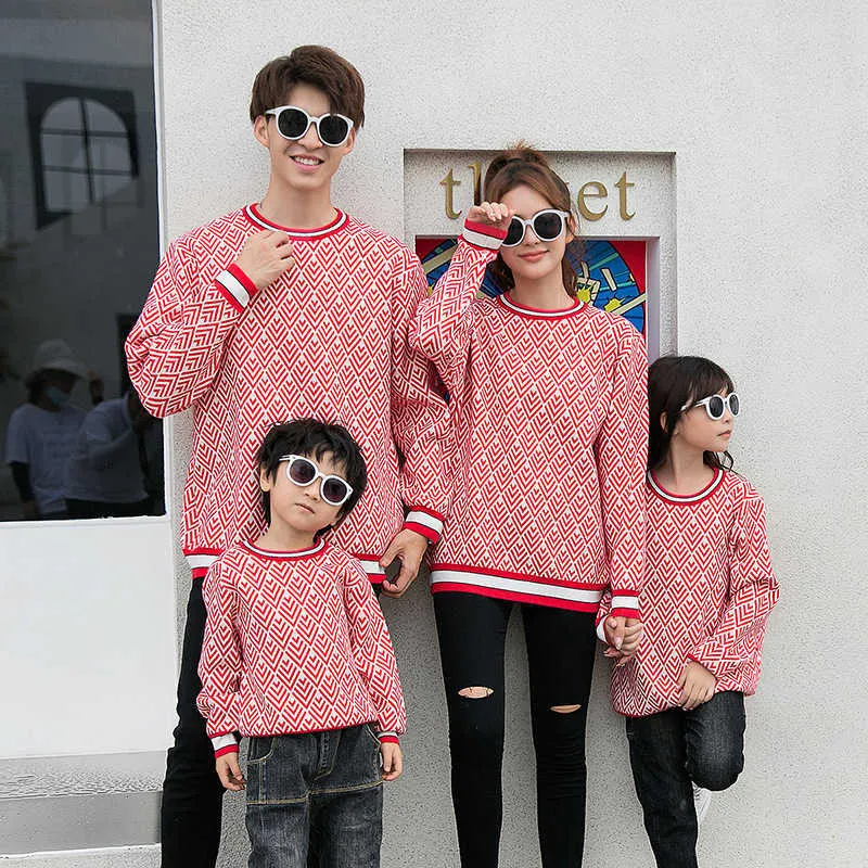 Family Matching Outfits Matching Sweaters For Family Mother Daughter Dad Son Knitted Sweater Family Look Couple Outfits Women Men Kids Baby Sweaters